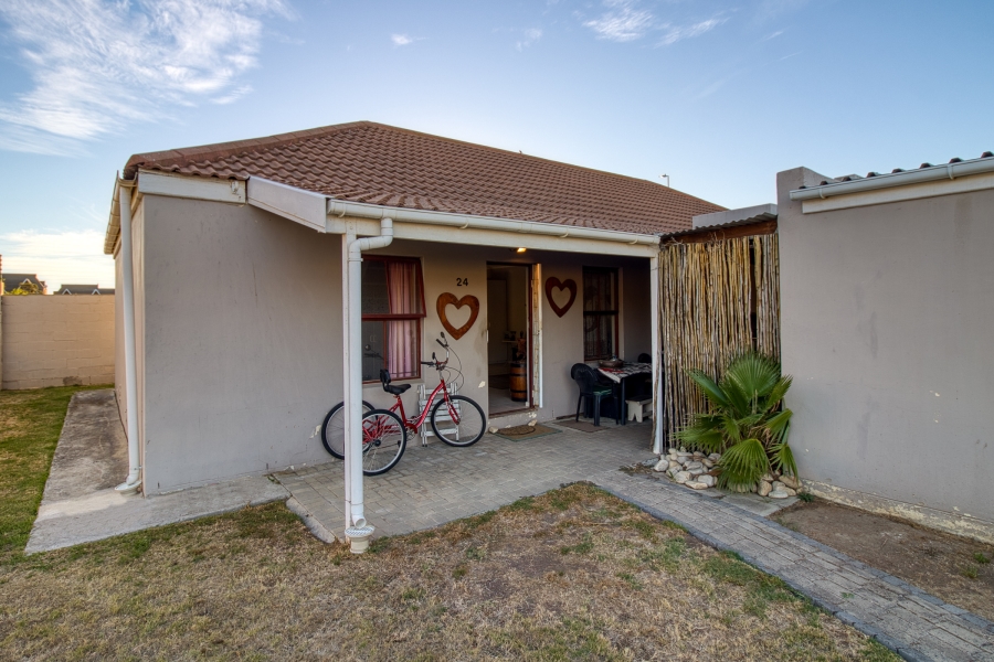 2 Bedroom Property for Sale in Fairview Golf Estate Western Cape